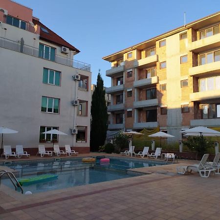 Apartment In Complex Tara Равда Экстерьер фото